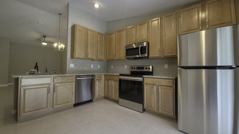 LIKE NEW 3/2/1 TOWNHOUSE IN BEAUTIFUL SEMINOLE WOODS property image