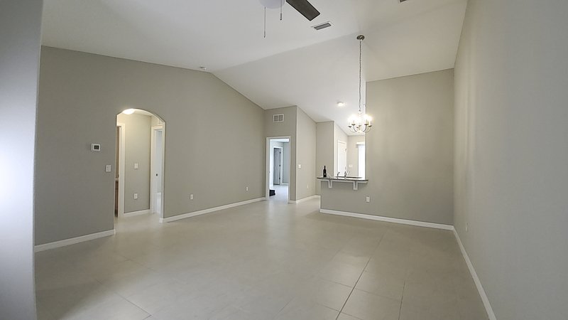 LIKE NEW 3/2/1 TOWNHOUSE IN BEAUTIFUL SEMINOLE WOODS property image