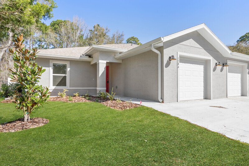 FULLY FENCED, BRAND NEW 3/2/1 TOWNHOUSE IN BEAUTIFUL SEMINOLE WOODS property image