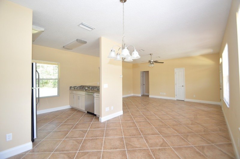 COZY 3/2/2 ON A QUIET CUL-DE-SAC IN DESIRABLE QUAIL HOLLOW property image