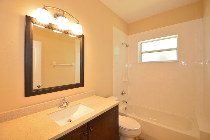 COZY 3/2/2 ON A QUIET CUL-DE-SAC IN DESIRABLE QUAIL HOLLOW property image