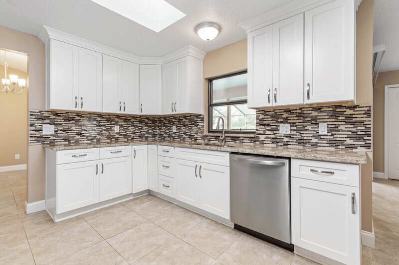 SPACIOUS POOL HOME 2+DEN/2/2 ON A CUL DE SAC IN DESIRABLE INDIAN TRAILS property image