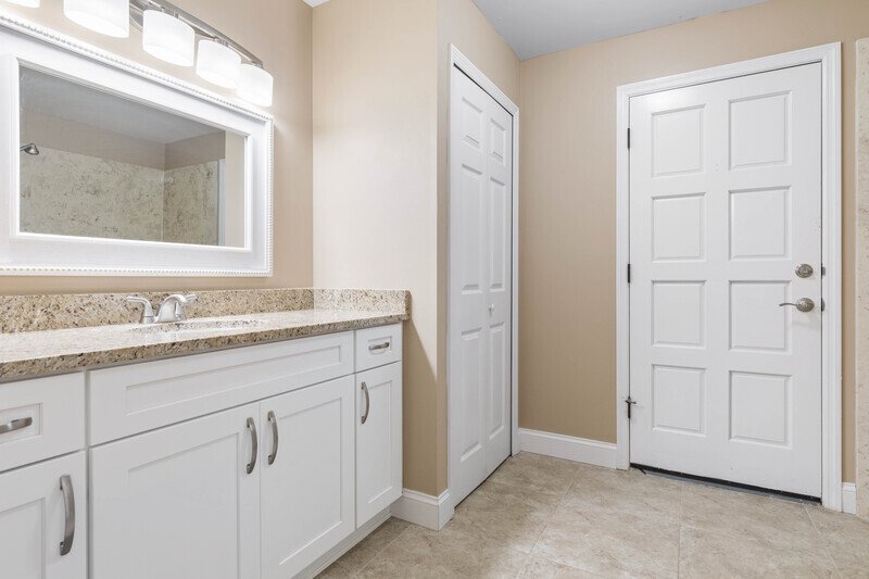 SPACIOUS POOL HOME 2+DEN/2/2 ON A CUL DE SAC IN DESIRABLE INDIAN TRAILS property image