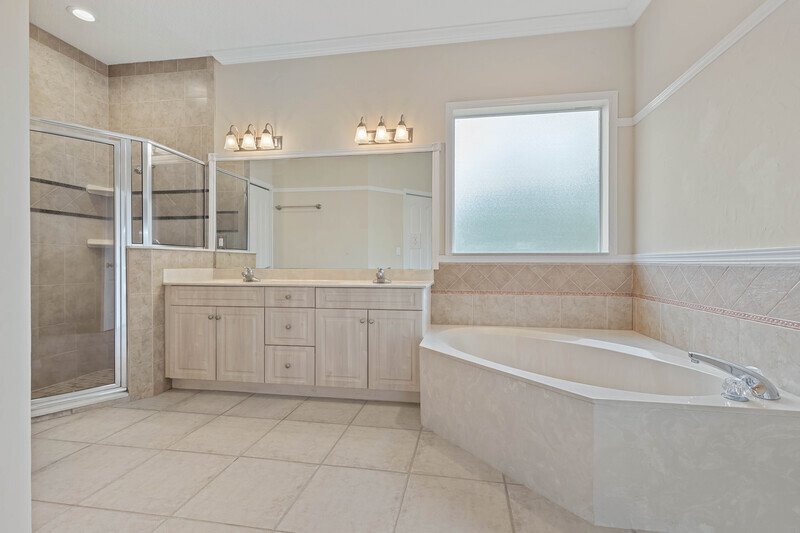 SPACIOUS POOL HOME 4/2/2 IN DESIRABLE INDIAN TRAILS property image