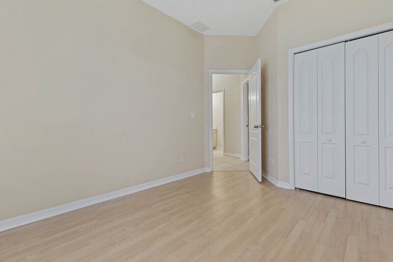 SPACIOUS POOL HOME 4/2/2 IN DESIRABLE INDIAN TRAILS property image