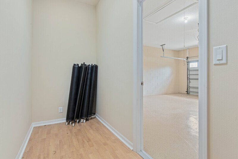 SPACIOUS POOL HOME 4/2/2 IN DESIRABLE INDIAN TRAILS property image