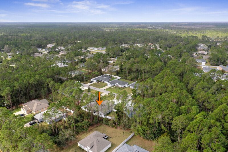 FULLY FENCED, LIKE- NEW 3/2/1 TOWNHOUSE ON A CUL DE SAC IN BEAUTIFUL SEMINOLE WOODS property image