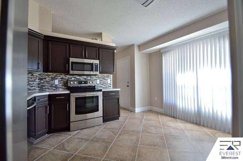 FULLY FENCED 3/2/2 POOL HOME IN POPULAR LEHIGH WOODS property image