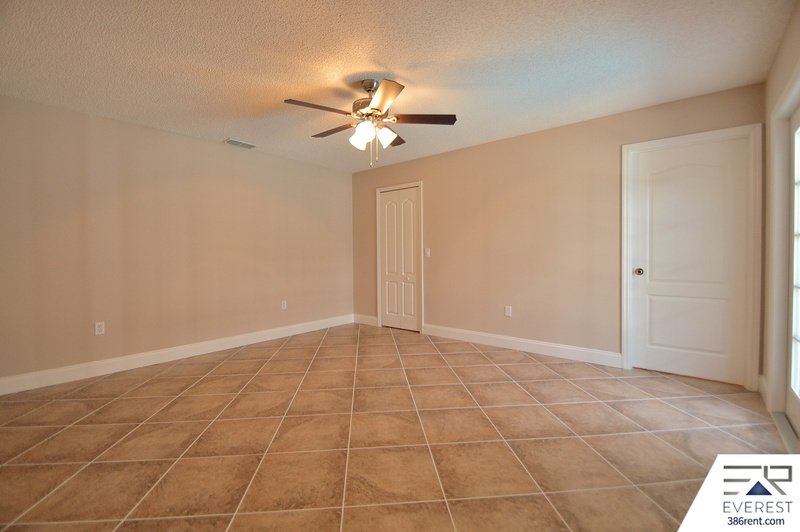 FULLY FENCED 3/2/2 POOL HOME IN POPULAR LEHIGH WOODS property image