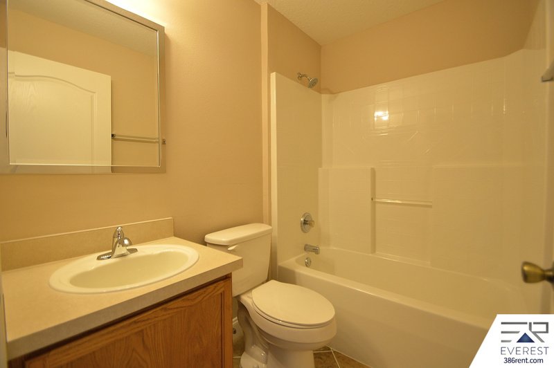 FULLY FENCED 3/2/2 POOL HOME IN POPULAR LEHIGH WOODS property image