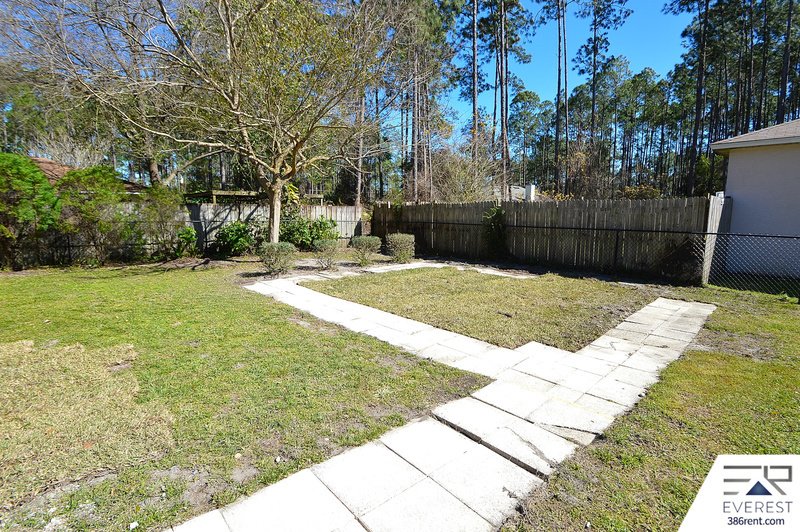 FULLY FENCED 3/2/2 POOL HOME IN POPULAR LEHIGH WOODS property image