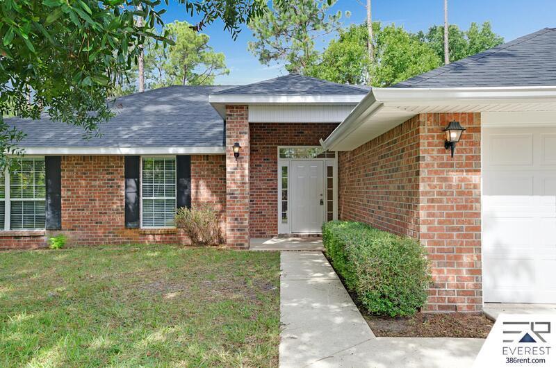 FULLY FENCED  4/2/2 IN DESIRABLE INDIAN TRAILS property image