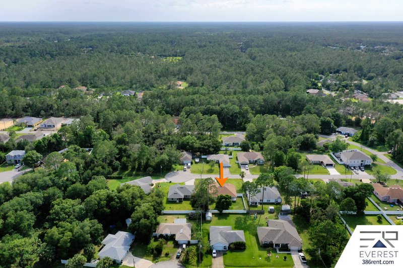 FULLY FENCED 3/2/2 ON A CUL DE SAC IN DESIRABLE SEMINOLE WOODS property image