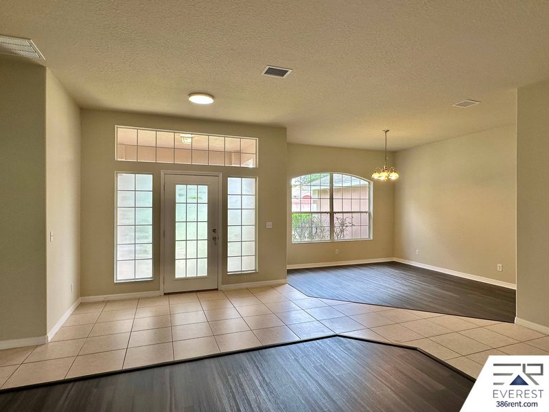 SPACIOUS 4/2/2 ON A CUL DE SAC IN PINE LAKES property image