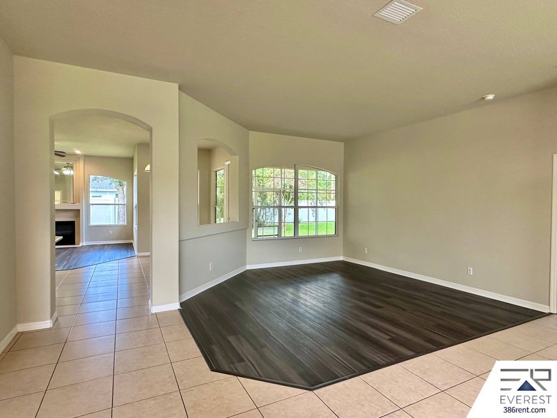 SPACIOUS 4/2/2 ON A CUL DE SAC IN PINE LAKES property image