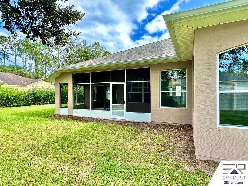 SPACIOUS 4/2/2 ON A CUL DE SAC IN PINE LAKES property image