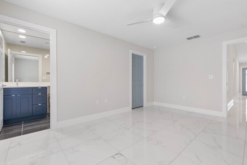 FULLY FENCED, LIKE NEW 3/2/1 TOWNHOUSE IN BEAUTIFUL QUAIL HOLLOW property image