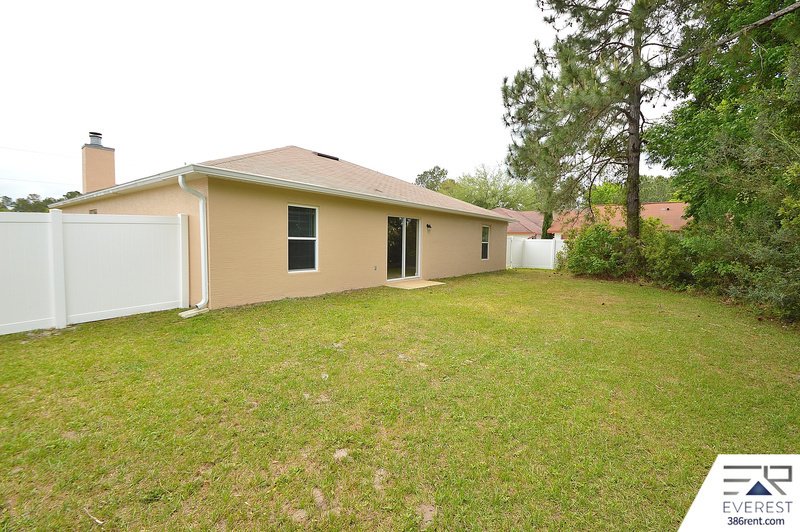 FULLY FENCED 3/2/2 IN THE HEART OF PALM COAST property image