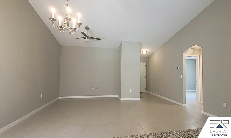 LIKE NEW 3/2/1 TOWNHOUSE IN BEAUTIFUL SEMINOLE WOODS property image