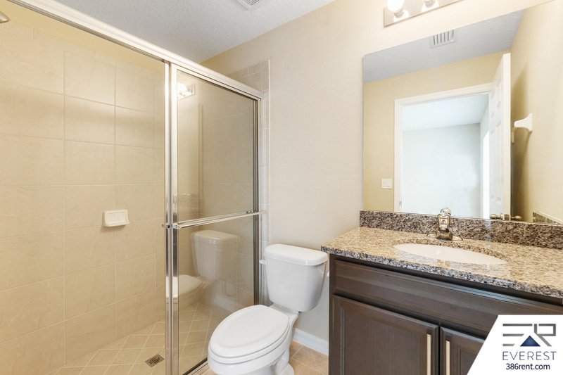 LIKE NEW 3/2/1 TOWNHOUSE IN BEAUTIFUL SEMINOLE WOODS property image