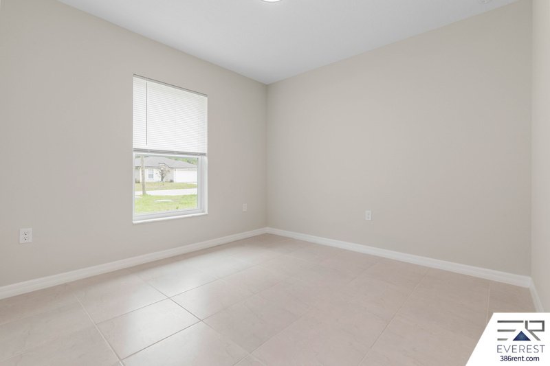 LIKE NEW 3/2/1 TOWNHOUSE IN BEAUTIFUL SEMINOLE WOODS property image