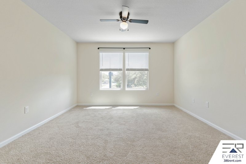 LIKE NEW 3/2.5/1 TOWNHOUSE IN DESIRABLE PALM COAST property image