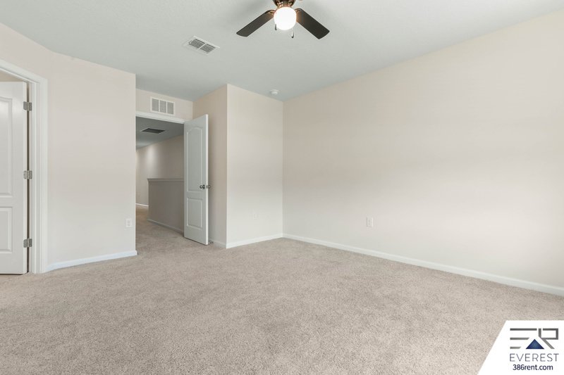 LIKE NEW 3/2.5/1 TOWNHOUSE IN DESIRABLE PALM COAST property image