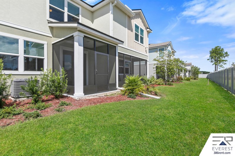 LIKE NEW 3/2.5/1 TOWNHOUSE IN DESIRABLE PALM COAST property image