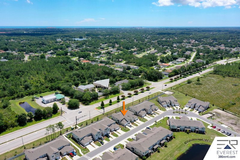 LIKE NEW 3/2.5/1 TOWNHOUSE IN DESIRABLE PALM COAST property image