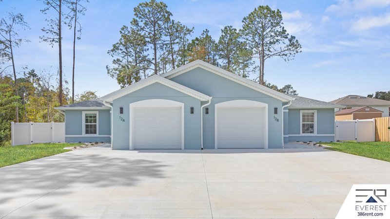 FULLY FENCED, LIKE NEW 3/2/1 TOWNHOUSE IN BEAUTIFUL QUAIL HOLLOW property image