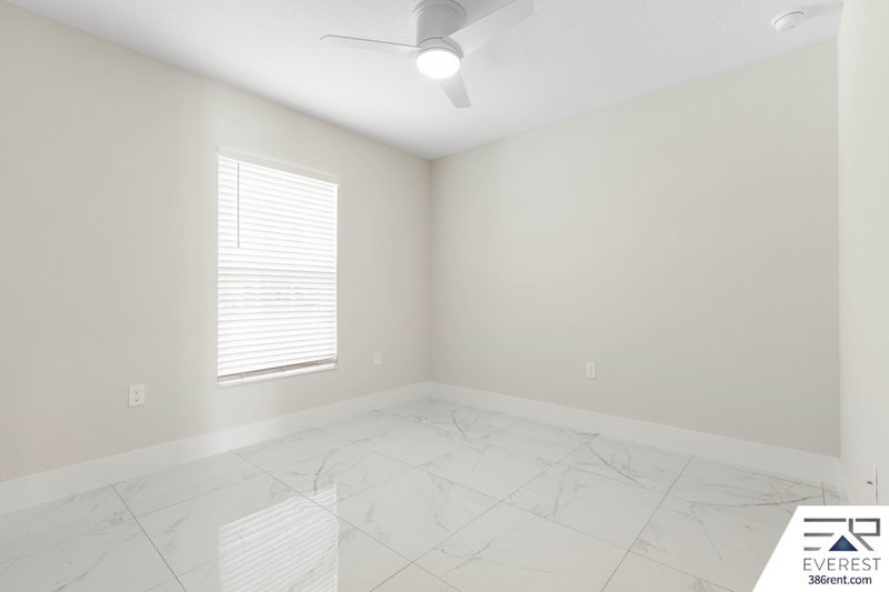 FULLY FENCED, LIKE NEW 3/2/1 TOWNHOUSE IN BEAUTIFUL QUAIL HOLLOW property image