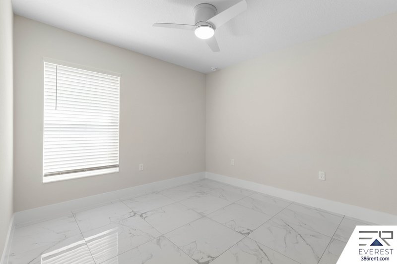 FULLY FENCED, LIKE NEW 3/2/1 TOWNHOUSE IN BEAUTIFUL QUAIL HOLLOW property image