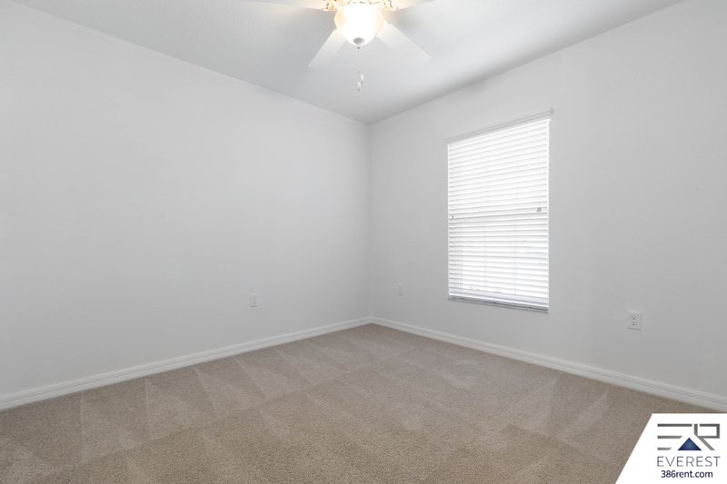 LIKE NEW 3/2/1 ON CUL DE SAC IN DESIRABLE SEMINOLE WOODS property image