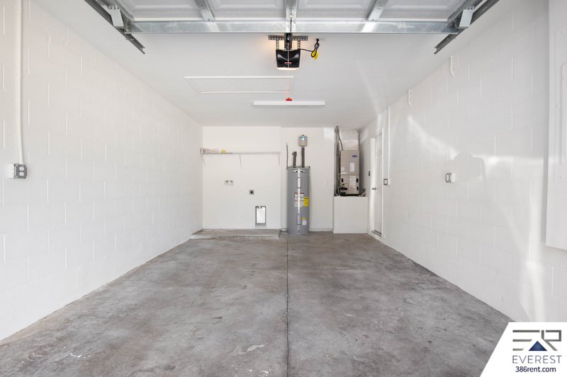 LIKE NEW 3/2/1 ON CUL DE SAC IN DESIRABLE SEMINOLE WOODS property image