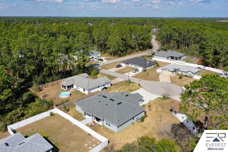 LIKE NEW 3/2/1 ON CUL DE SAC IN DESIRABLE SEMINOLE WOODS property image