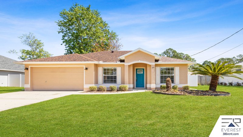 POOL HOME 3/2/2 IN DESIRABLE INDIAN TRAILS property image