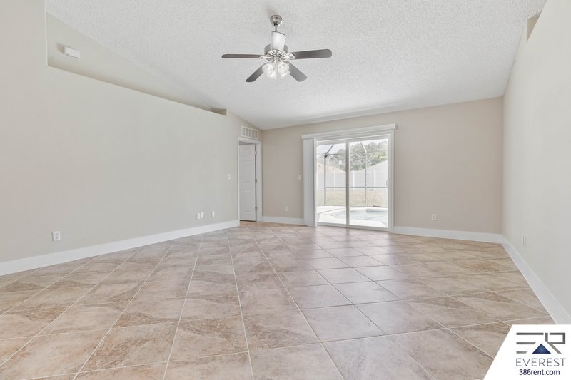 POOL HOME 3/2/2 IN DESIRABLE INDIAN TRAILS property image