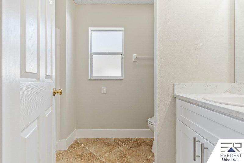 POOL HOME 3/2/2 IN DESIRABLE INDIAN TRAILS property image