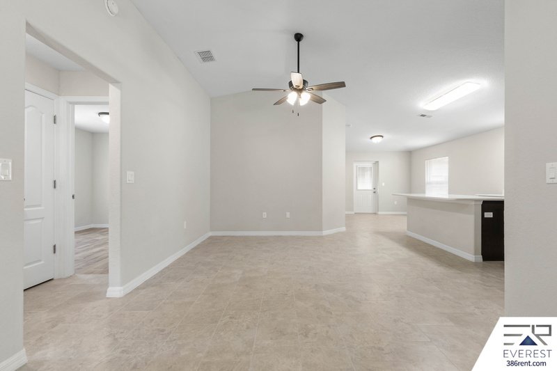 FULLY FENCED, LIKE NEW 3/2/1 IN THE HEART OF DAYTONA BEACH property image