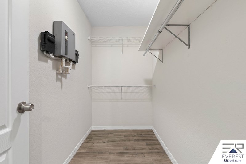 FULLY FENCED, LIKE NEW 3/2/1 IN THE HEART OF DAYTONA BEACH property image