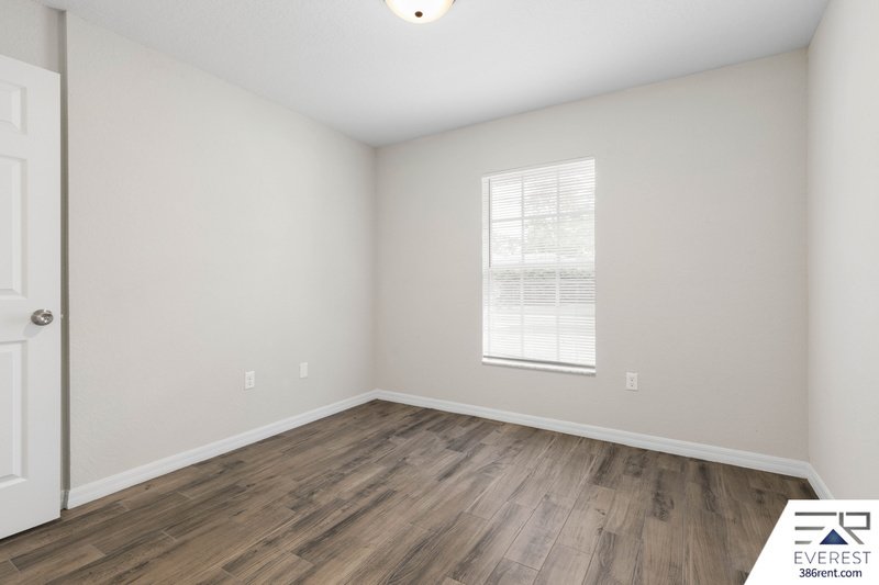 FULLY FENCED, LIKE NEW 3/2/1 IN THE HEART OF DAYTONA BEACH property image