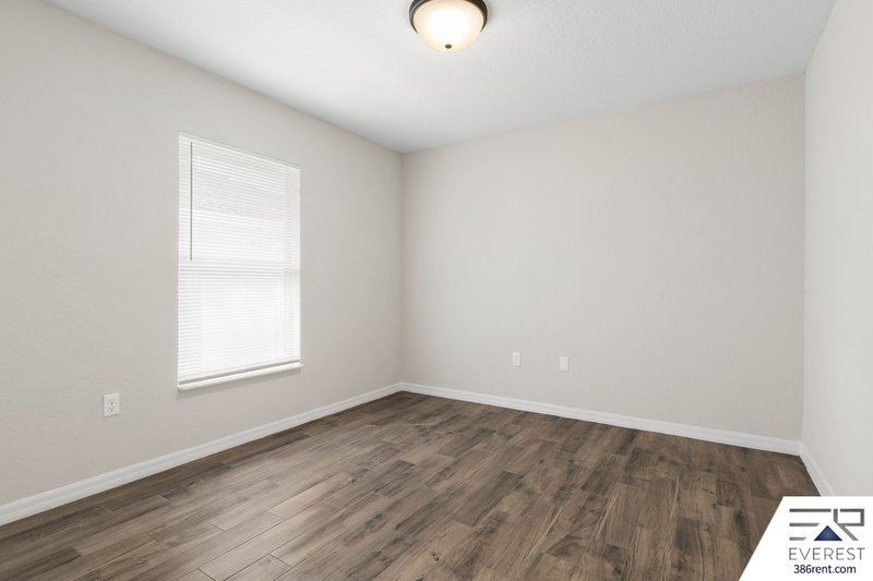 FULLY FENCED, LIKE NEW 3/2/1 IN THE HEART OF DAYTONA BEACH property image