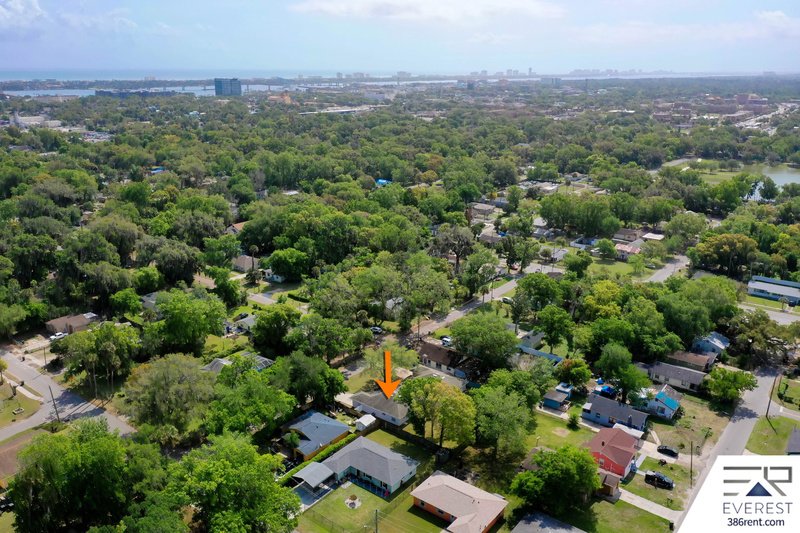 FULLY FENCED, LIKE NEW 3/2/1 IN THE HEART OF DAYTONA BEACH property image