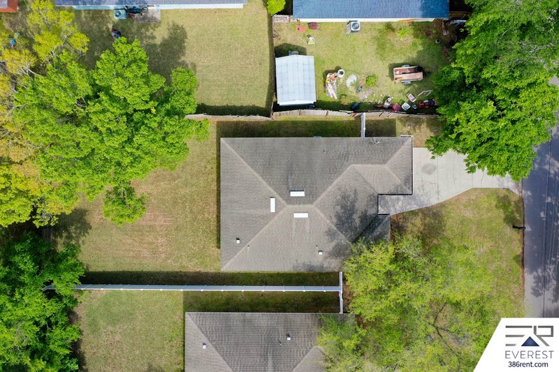 FULLY FENCED, LIKE NEW 3/2/1 IN THE HEART OF DAYTONA BEACH property image