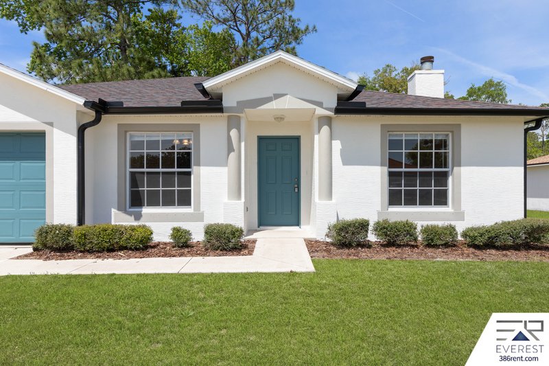 FULLY FENCED 3/2/2 IN THE HEART OF PALM COAST property image