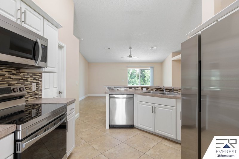 FULLY FENCED 3/2/2 IN THE HEART OF PALM COAST property image