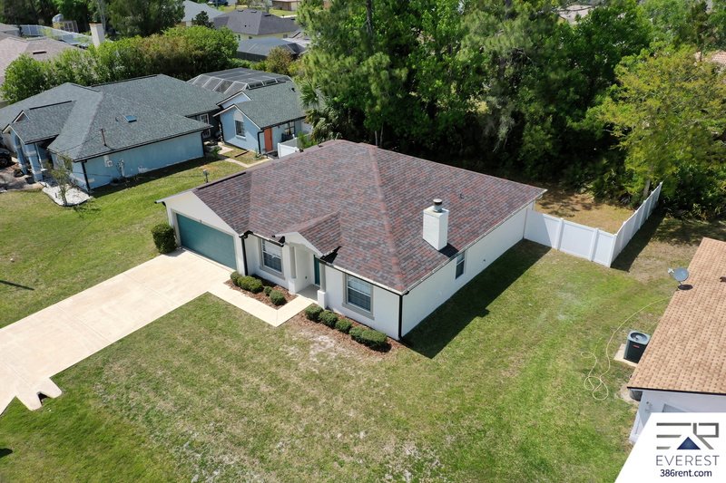 FULLY FENCED 3/2/2 IN THE HEART OF PALM COAST property image