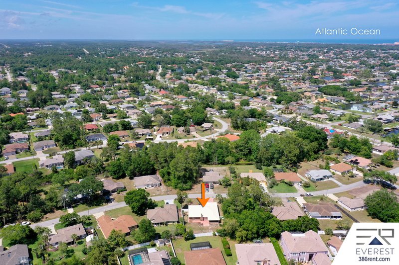 FULLY FENCED 2/2/2 IN DESIRABLE PALM HARBOR property image