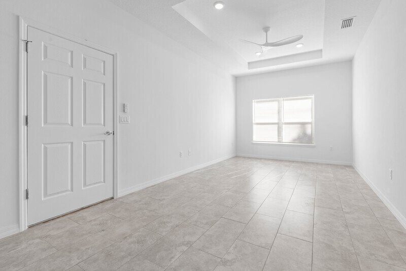 LIKE NEW 3/2/2 TOWNHOME IN POPULAR PINE GROVE property image