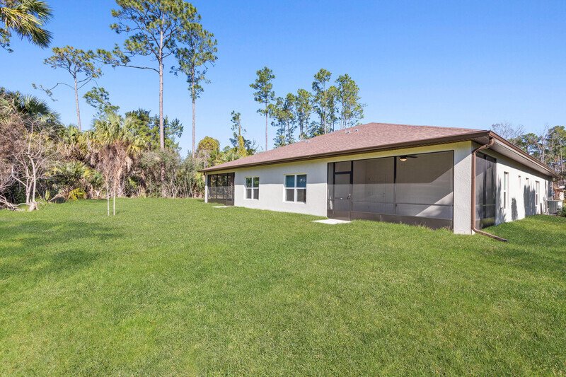 LIKE NEW 3/2/2 TOWNHOME IN POPULAR PINE GROVE property image